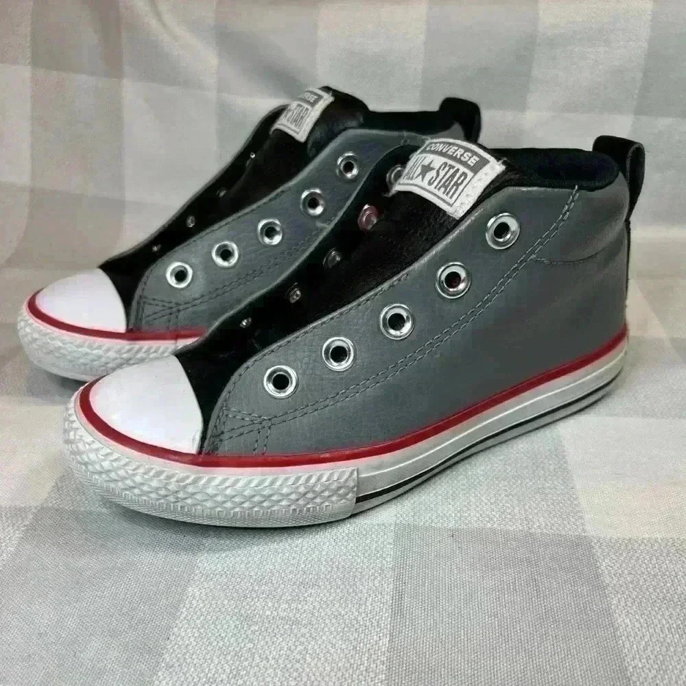 Converse Chuck Taylor All Star high top leather sneaker, youth size 1, no laces